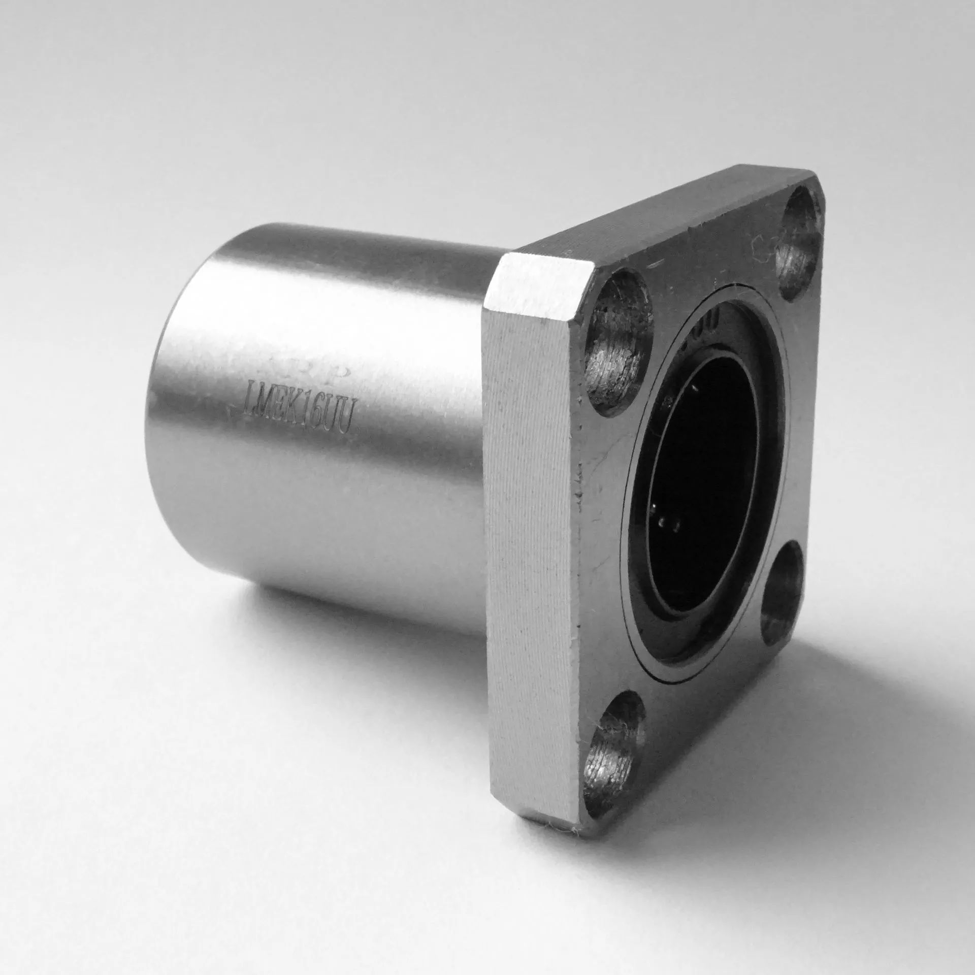 LMEK16 UU